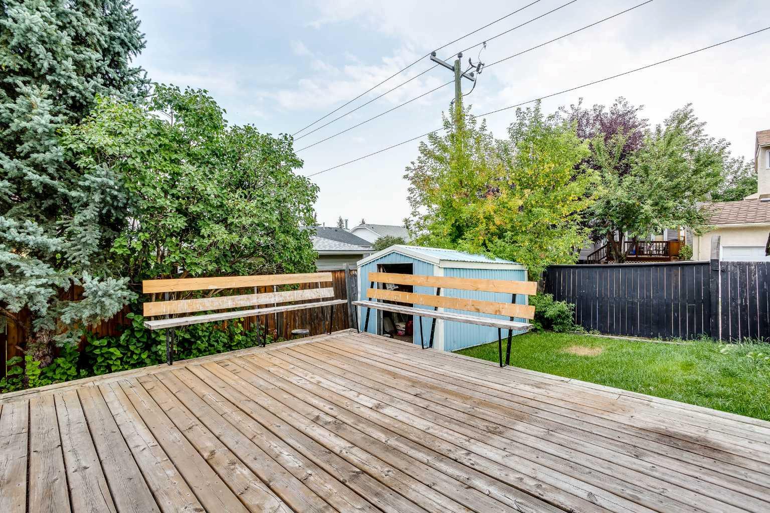 127 Shawinigan Drive SW