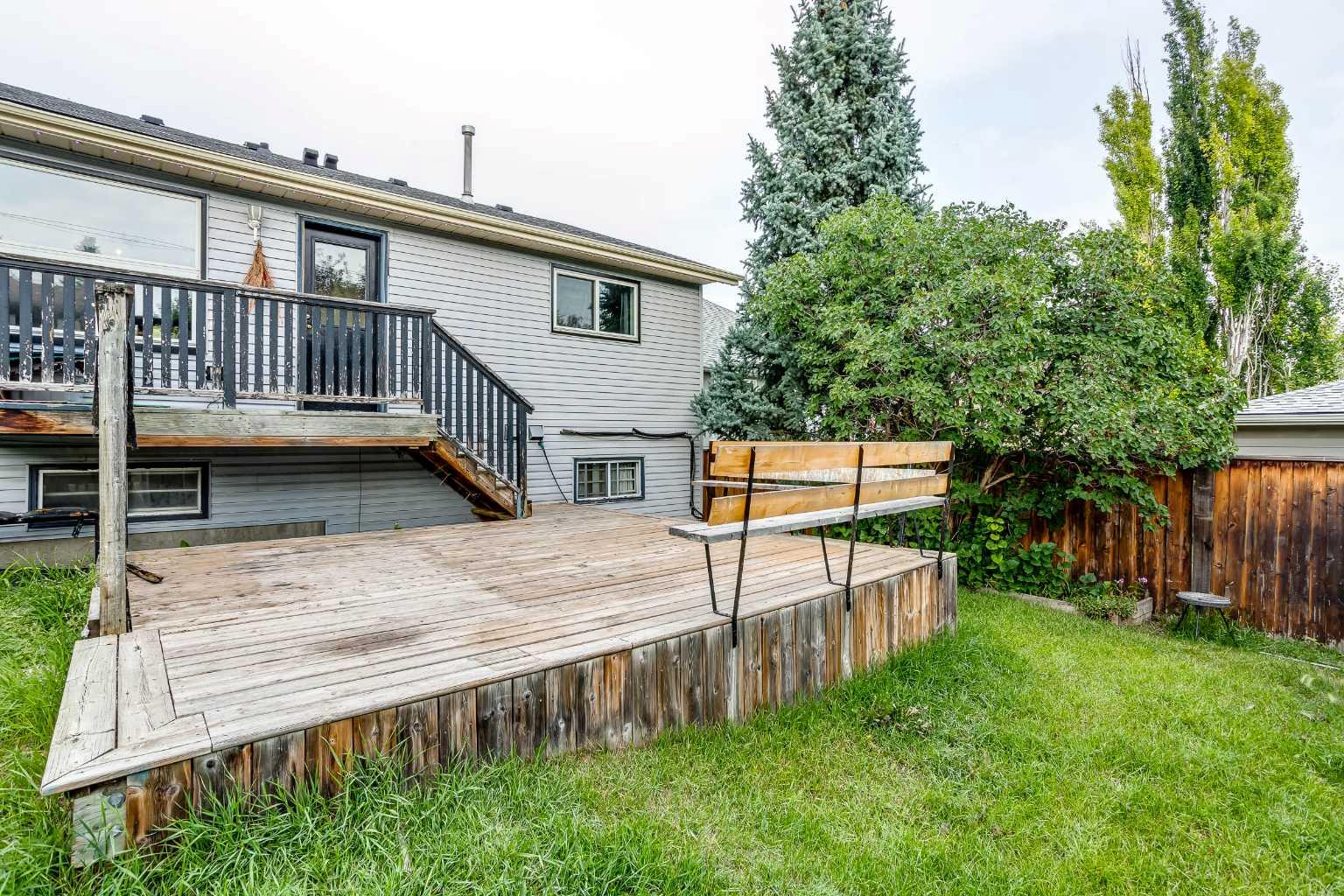 127 Shawinigan Drive SW
