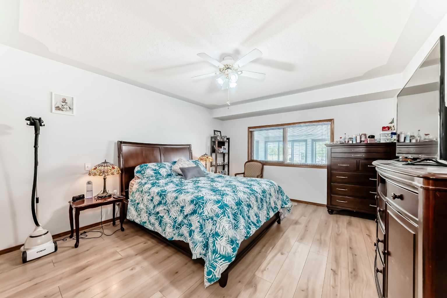68 Harvest Oak Way NE
