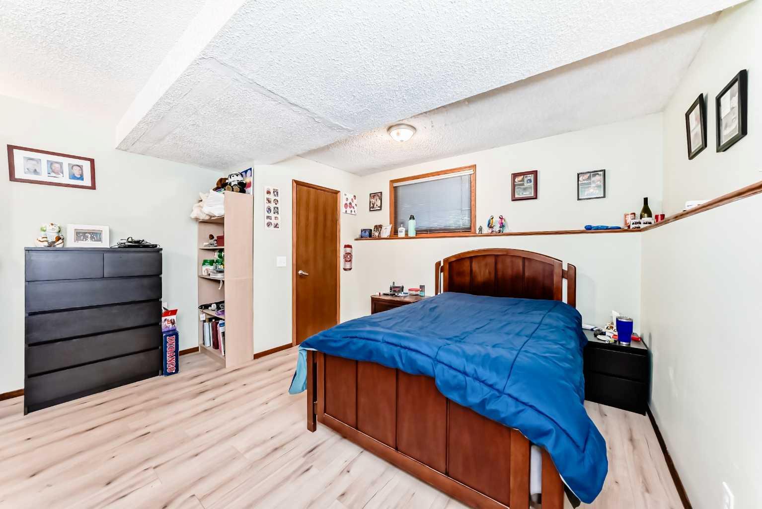 68 Harvest Oak Way NE