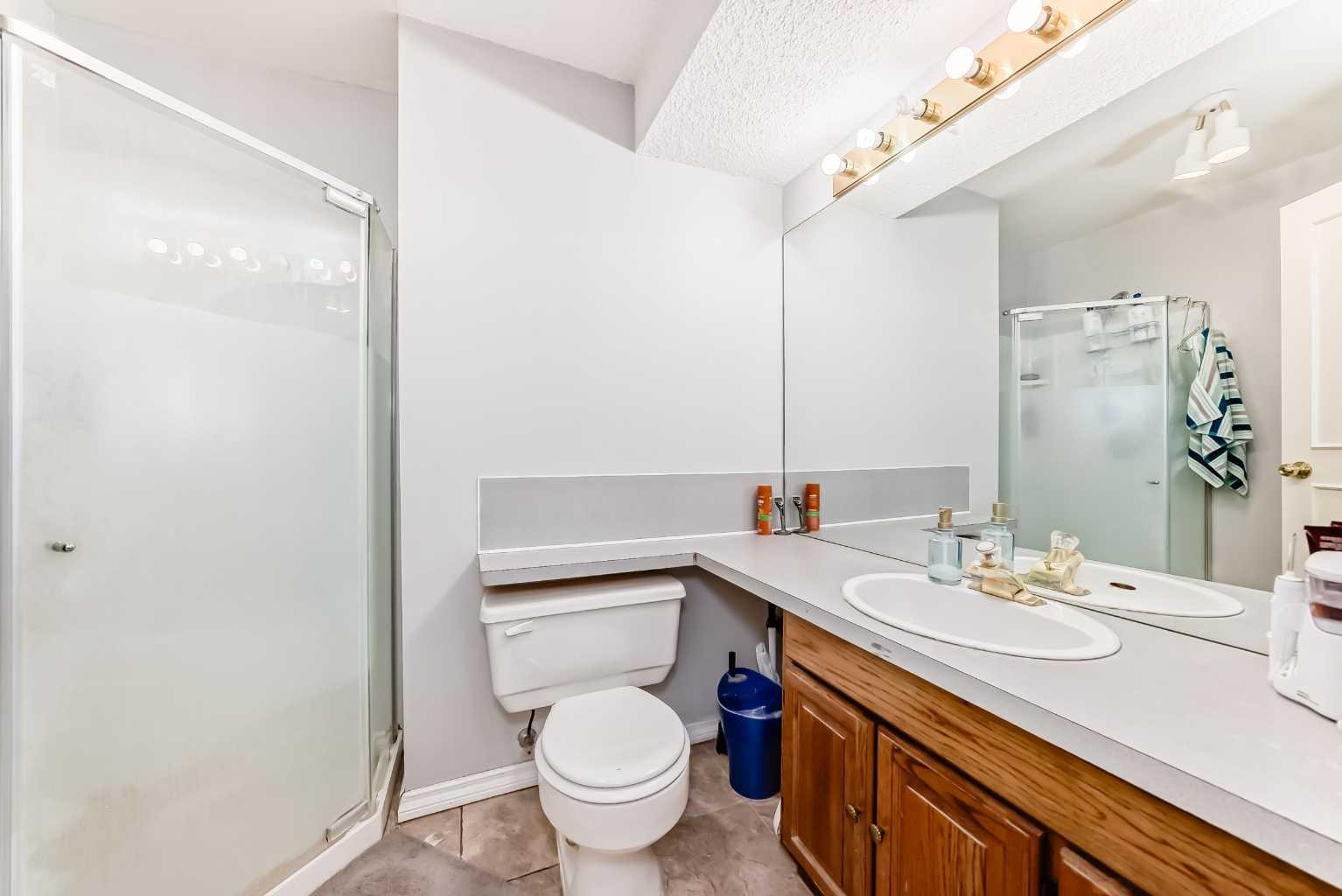 68 Harvest Oak Way NE