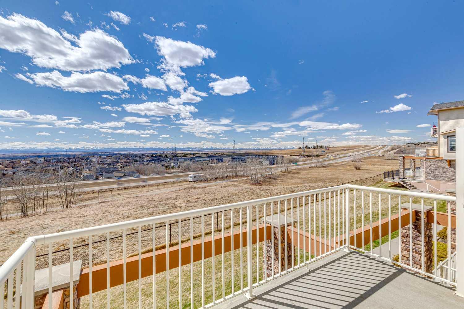 14, 169 Rockyledge View NW