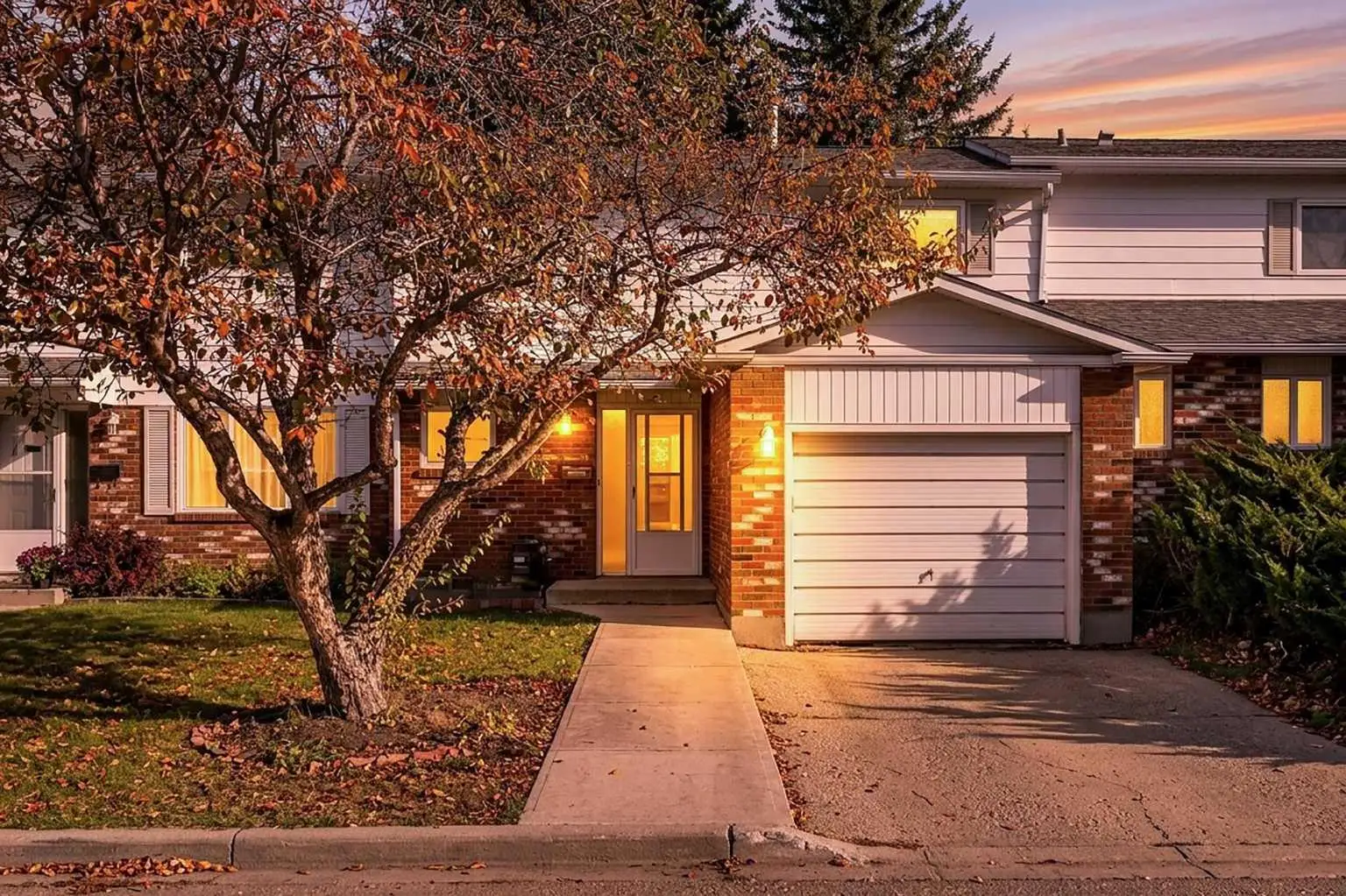 6, 2815 Palliser Drive SW
