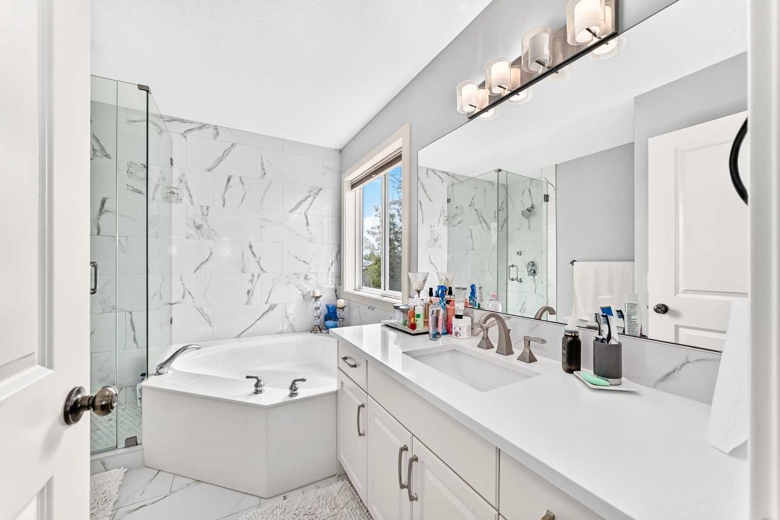 23 Everoak Bay SW