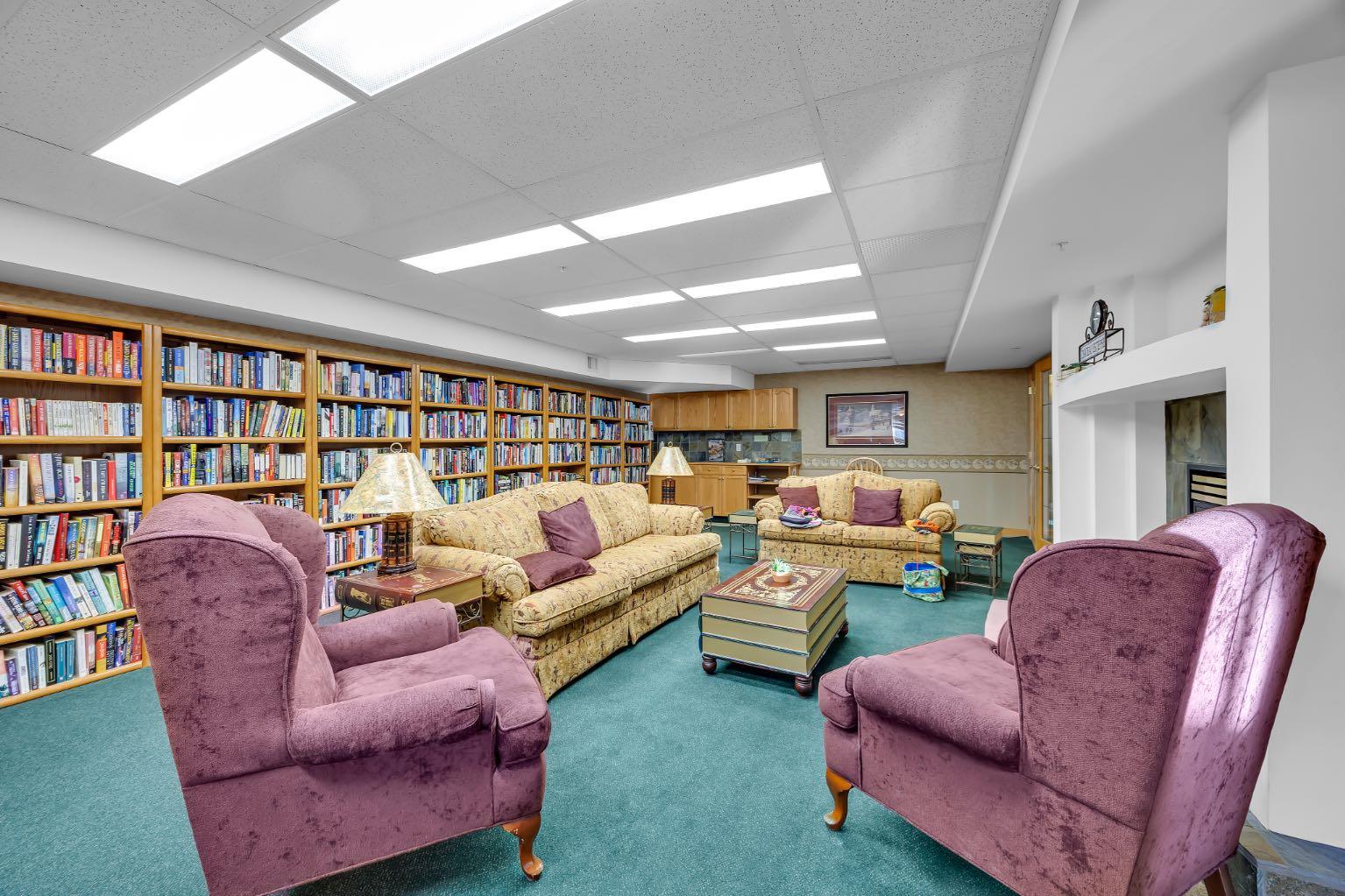 317, 728 Country Hills Road NW