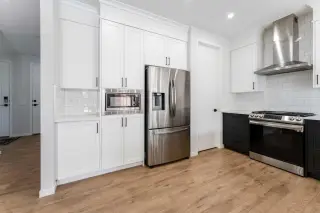 13 Calhoun Crescent NE