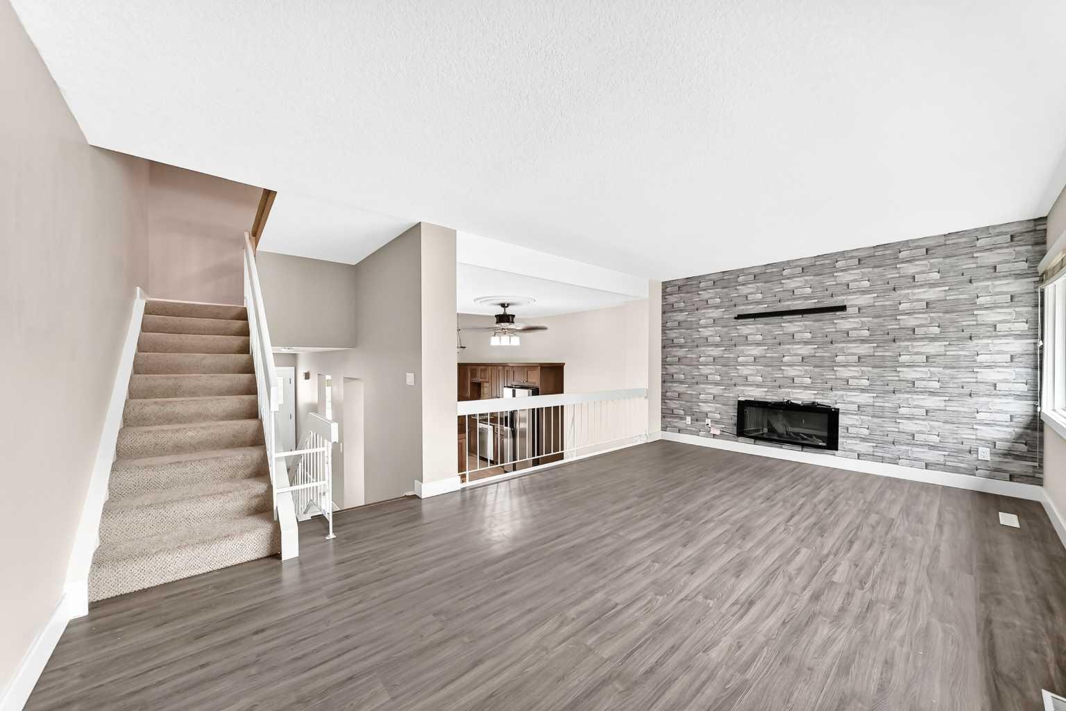 84 Brae Glen Lane SW