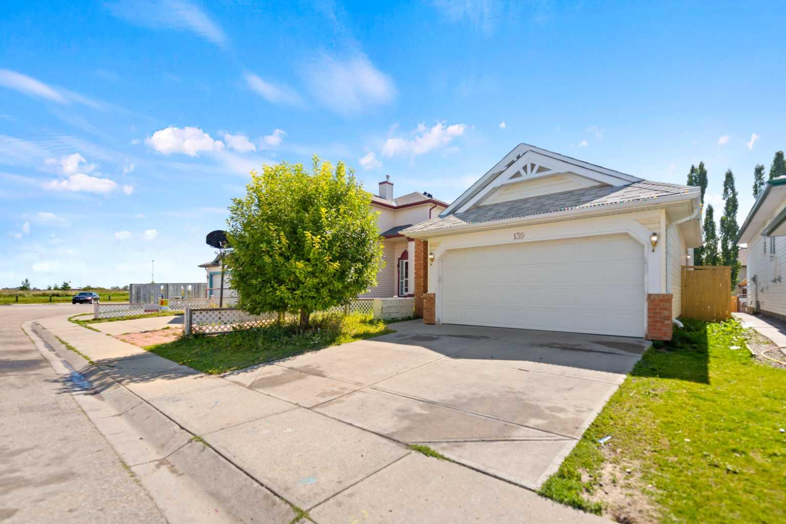 139 Los Alamos Place NE