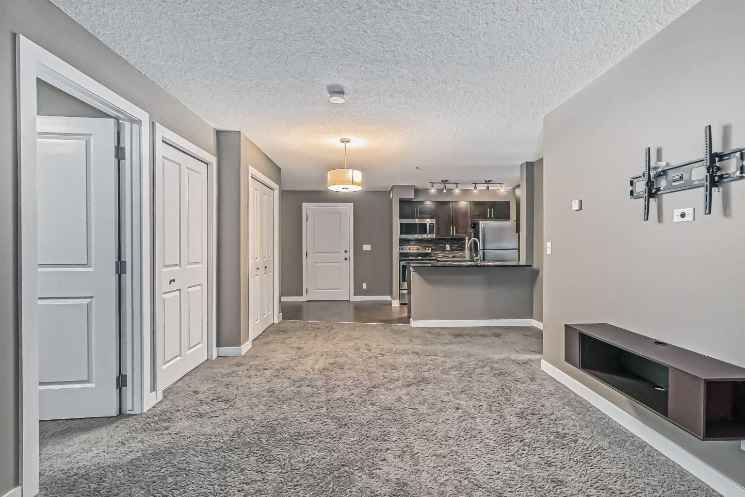 305, 195 Kincora Glen Road NW