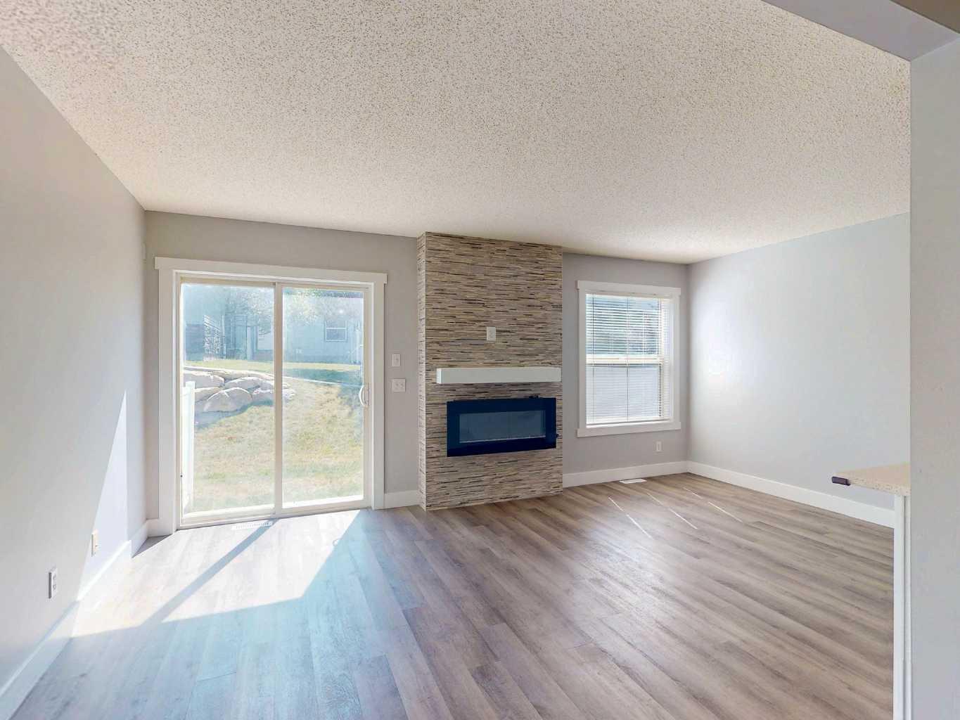 75 Panatella Villas NW