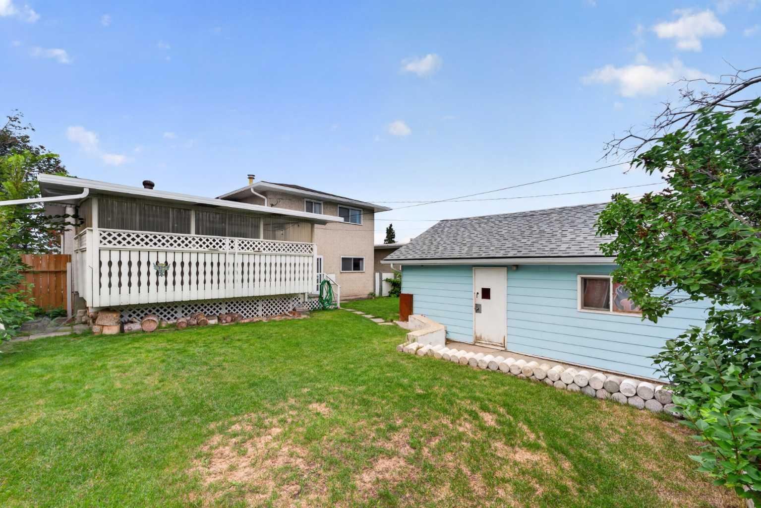 1032 Mayland Drive NE