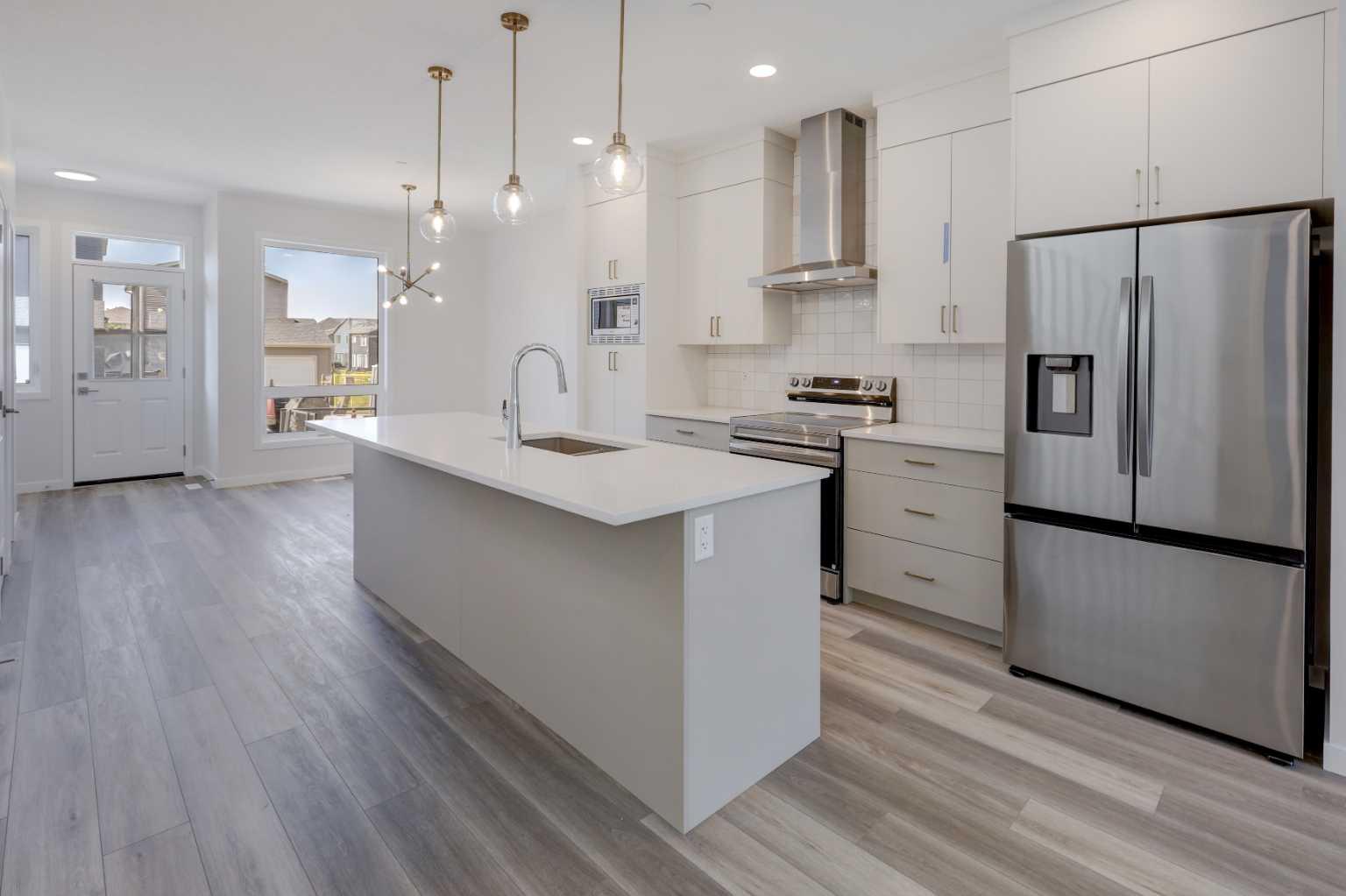 99 Herron Walk NE