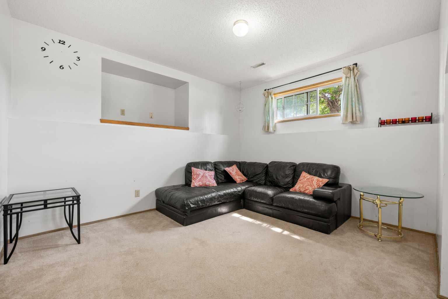 327 Shawbrooke Circle SW