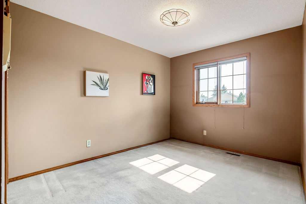 208 Hawkview Manor Place NW