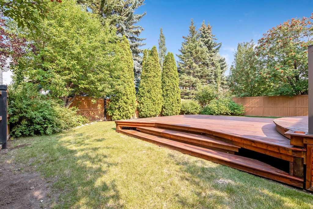 208 Hawkview Manor Place NW