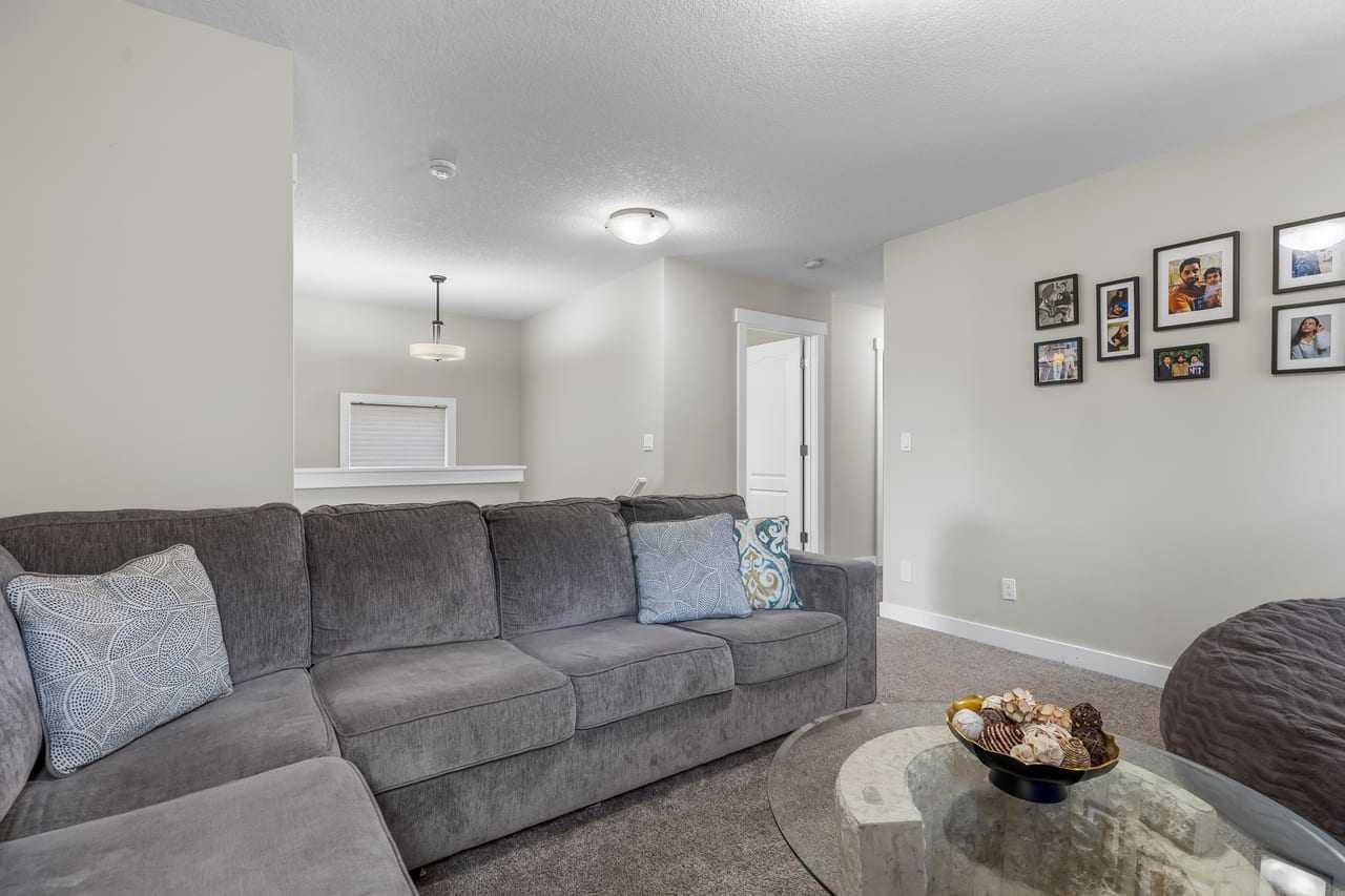 116 Kingsbury Close SE