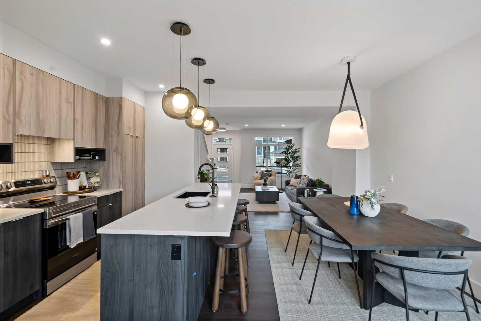 21 Silverton Glen Bay SW