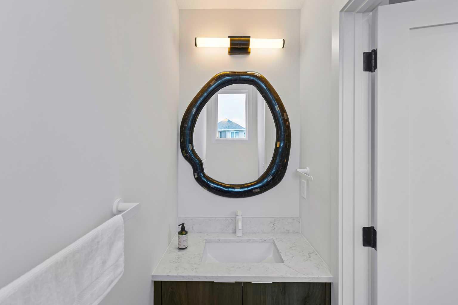21 Silverton Glen Bay SW