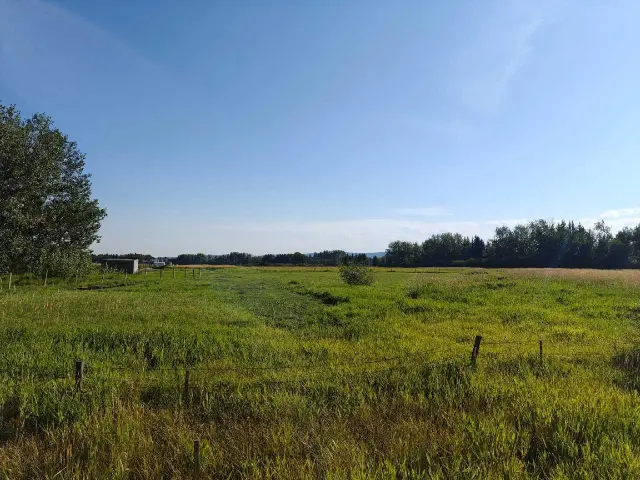 10 Acres - Township Road 240A