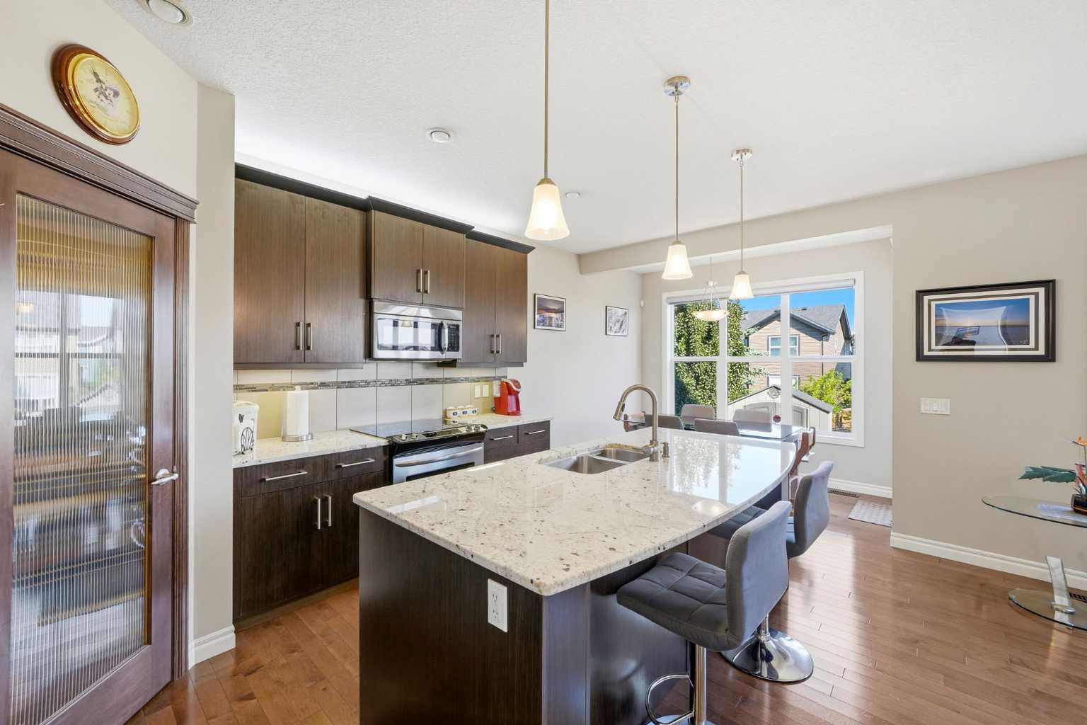 141 Evanspark Gardens NW
