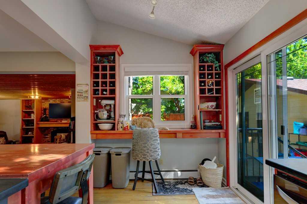 128 Chinook Drive SW