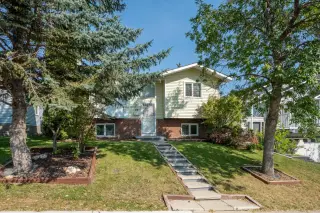 59 Macewan Park Road NW