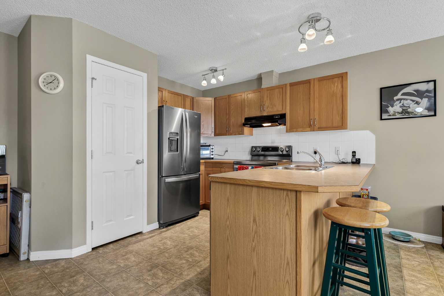 1302, 800 Yankee Valley Boulevard SE