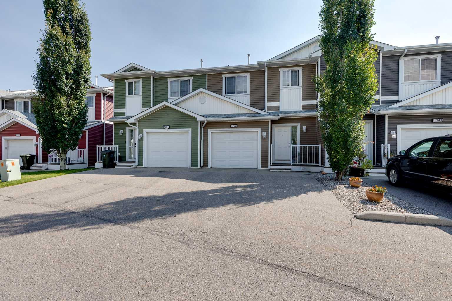 1302, 800 Yankee Valley Boulevard SE