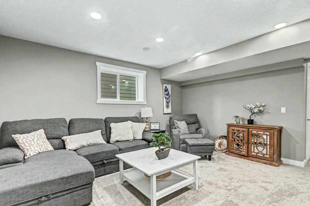 15 Sundown Way 