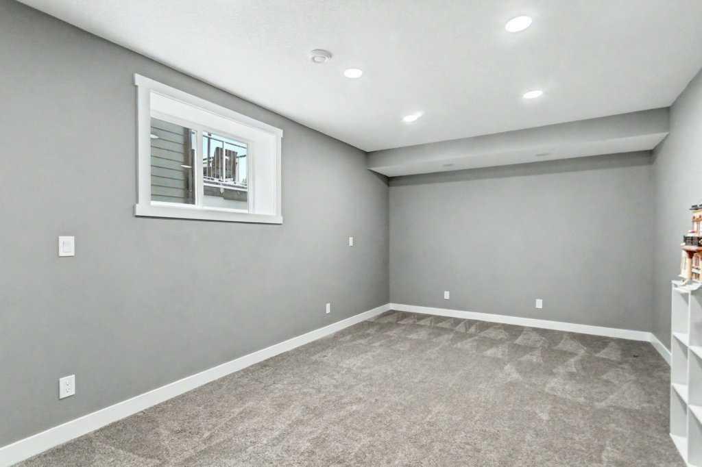 15 Sundown Way 