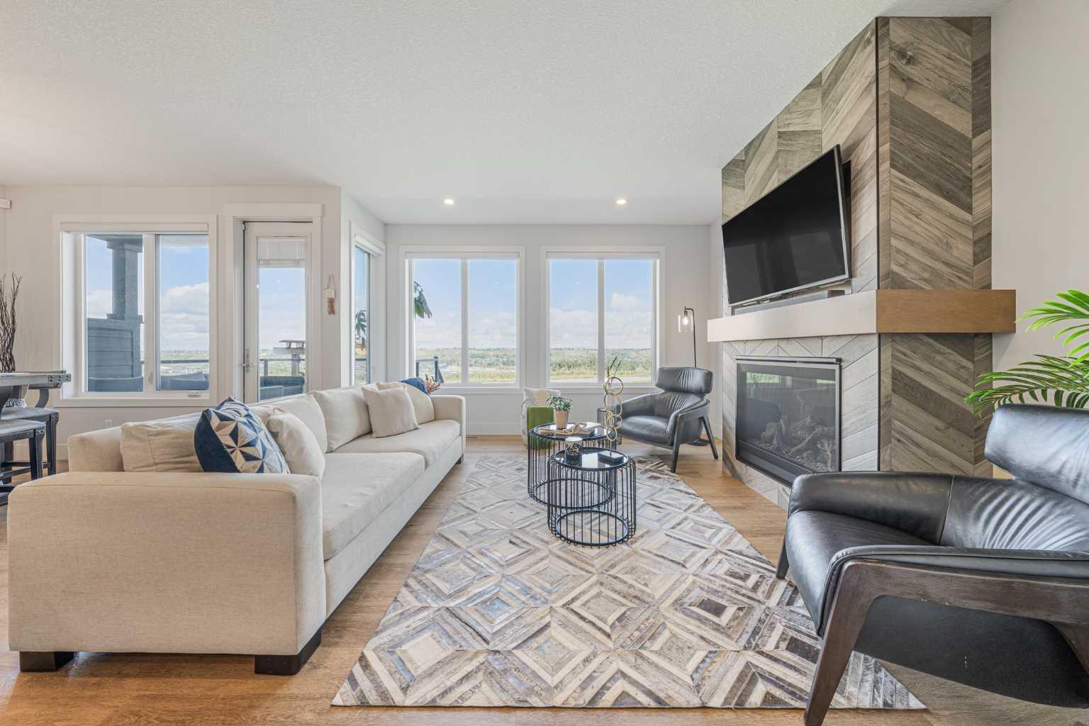 92 Walcrest View SE