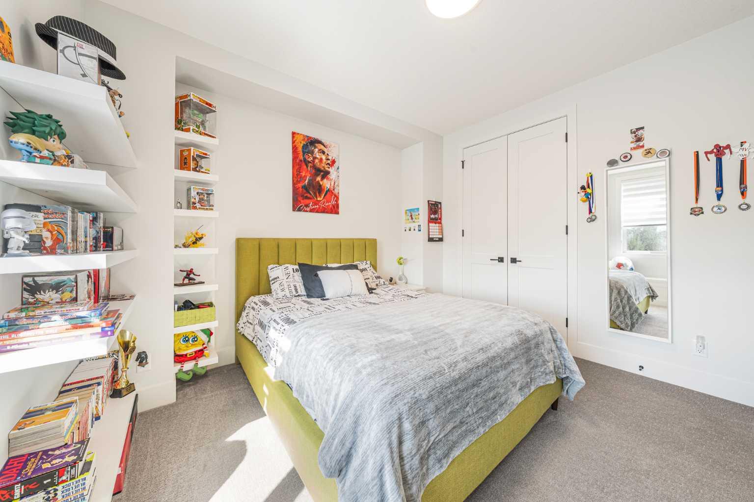 92 Walcrest View SE