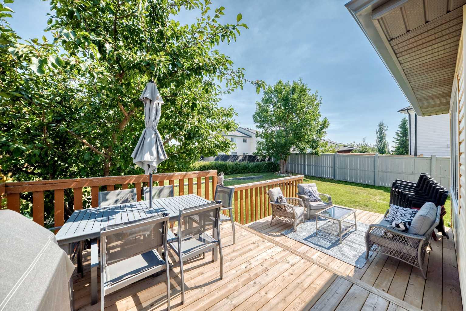 267 Taravista Street NE