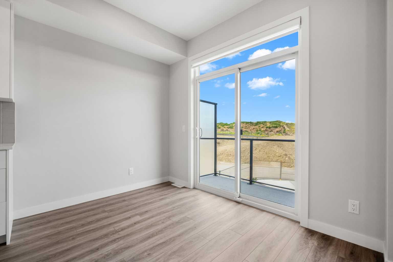 802, 4 Sage Hill Rise NW
