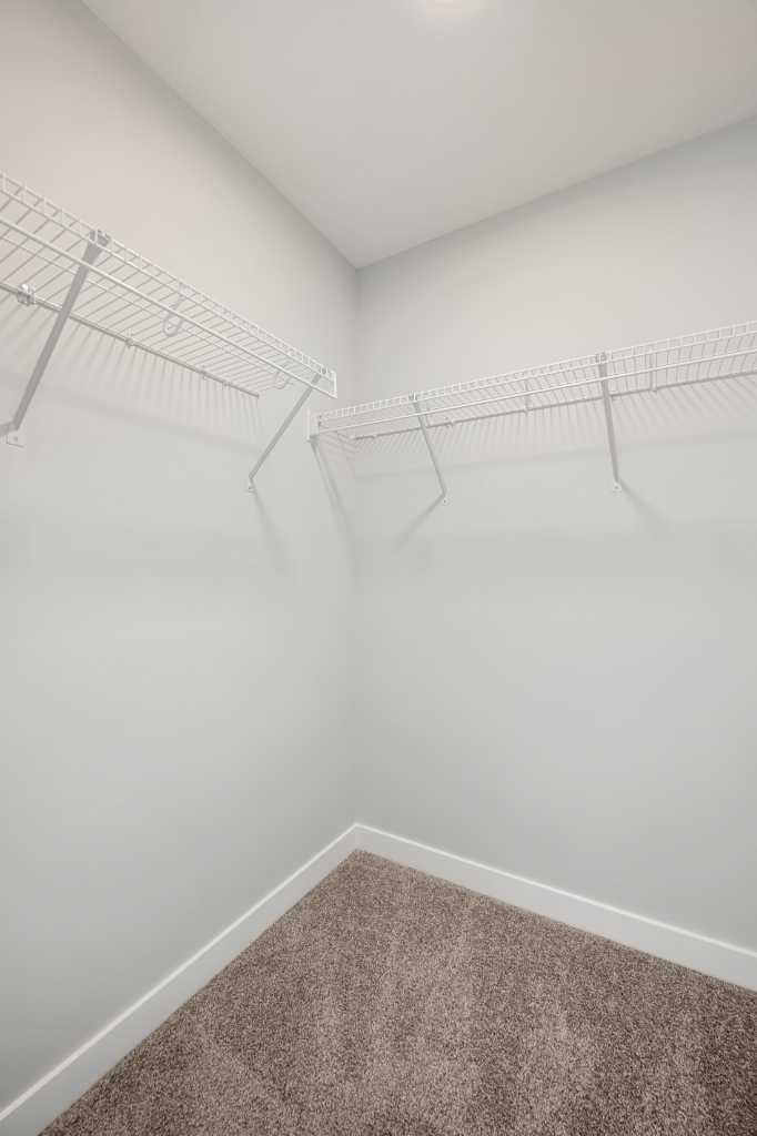 802, 4 Sage Hill Rise NW