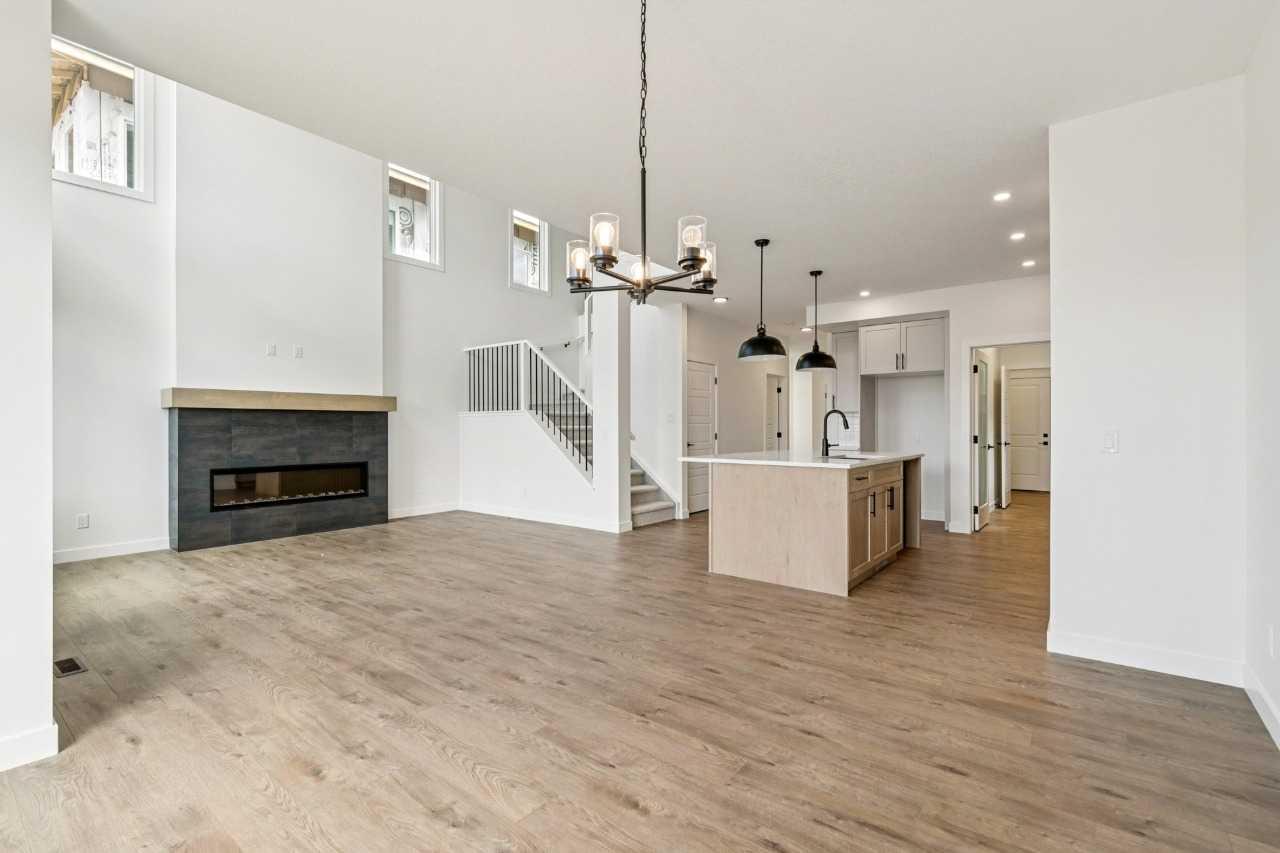 55 Bridgeport Circle 