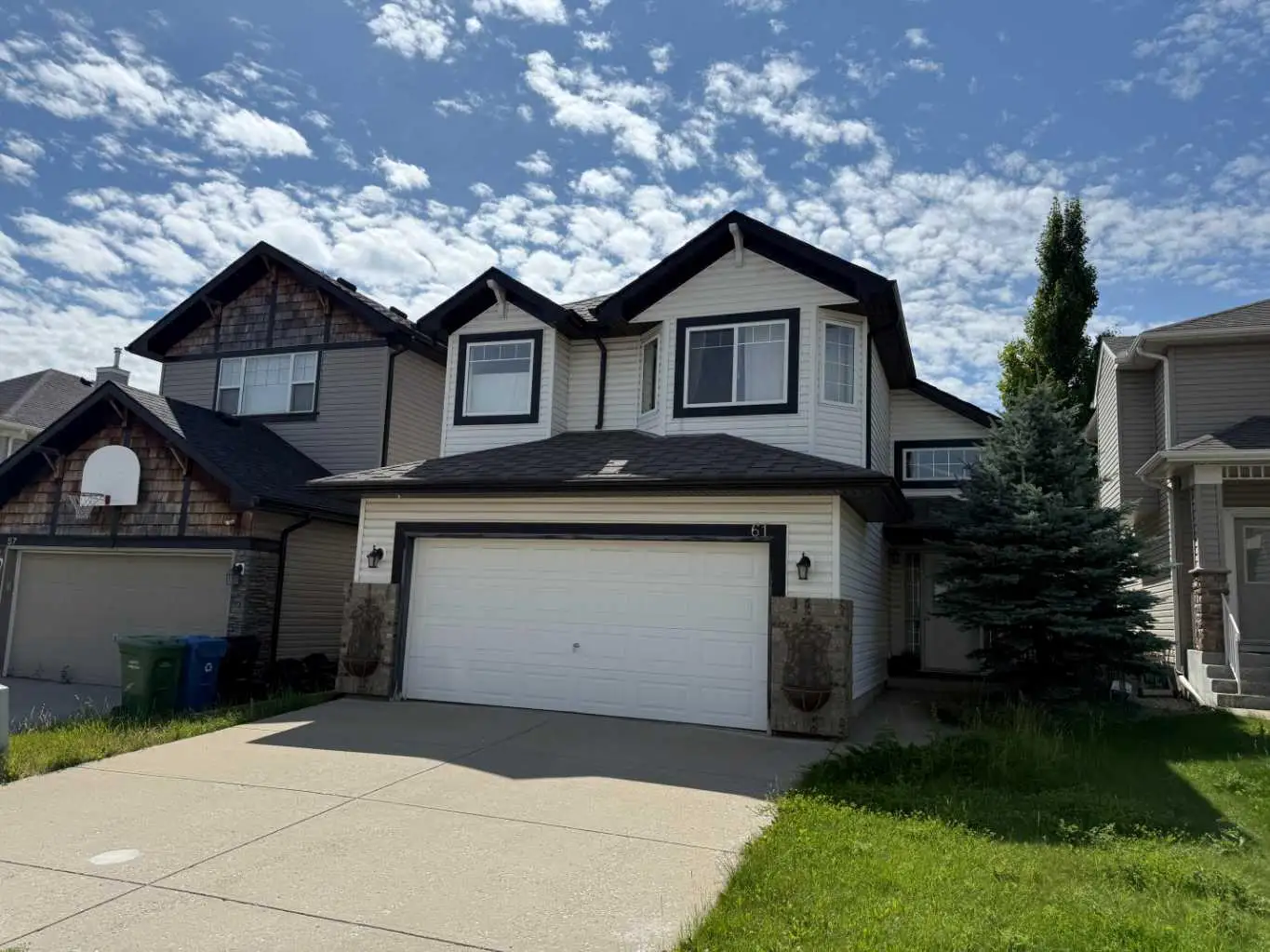 61 Everwoods Close SW