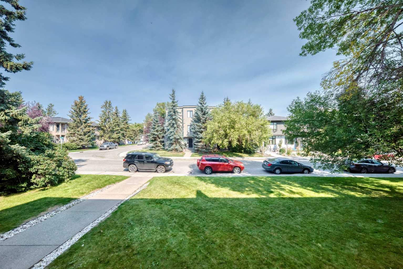 207, 635 56 Avenue SW