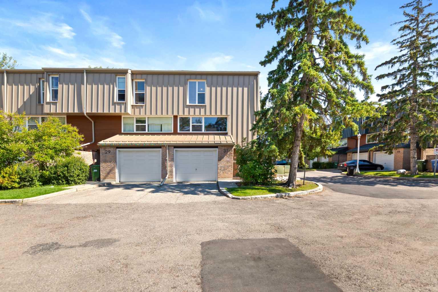 31 Brae Glen Court SW