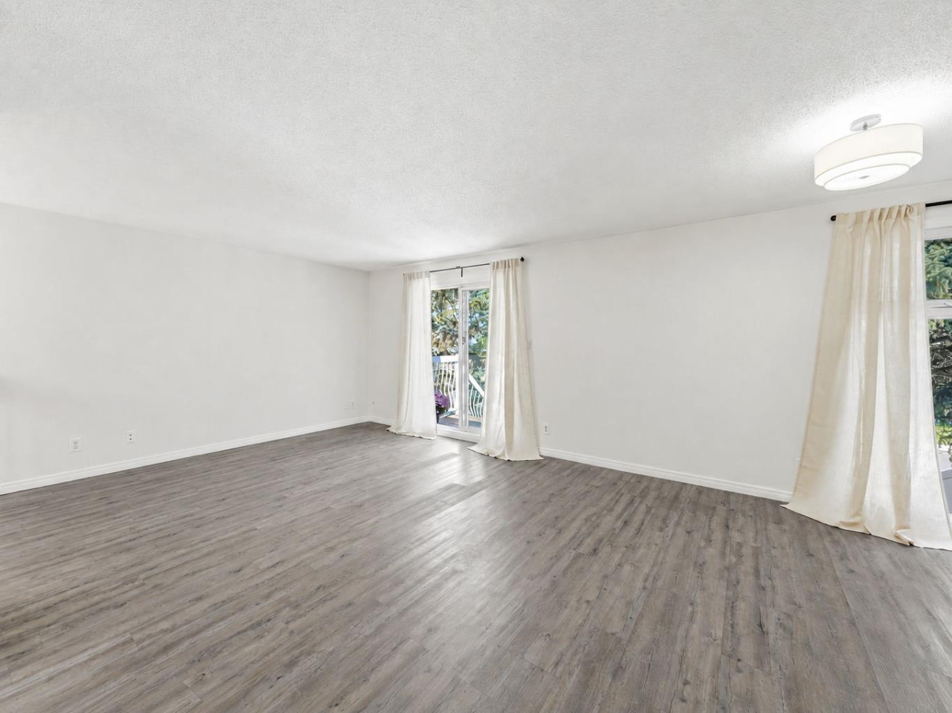 237 Sabrina Way SW
