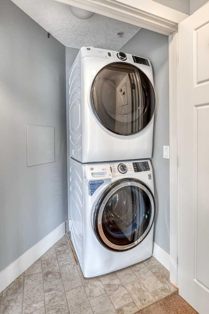 117, 77 George Fox Trail W