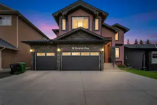 36 Rockyvale Green NW