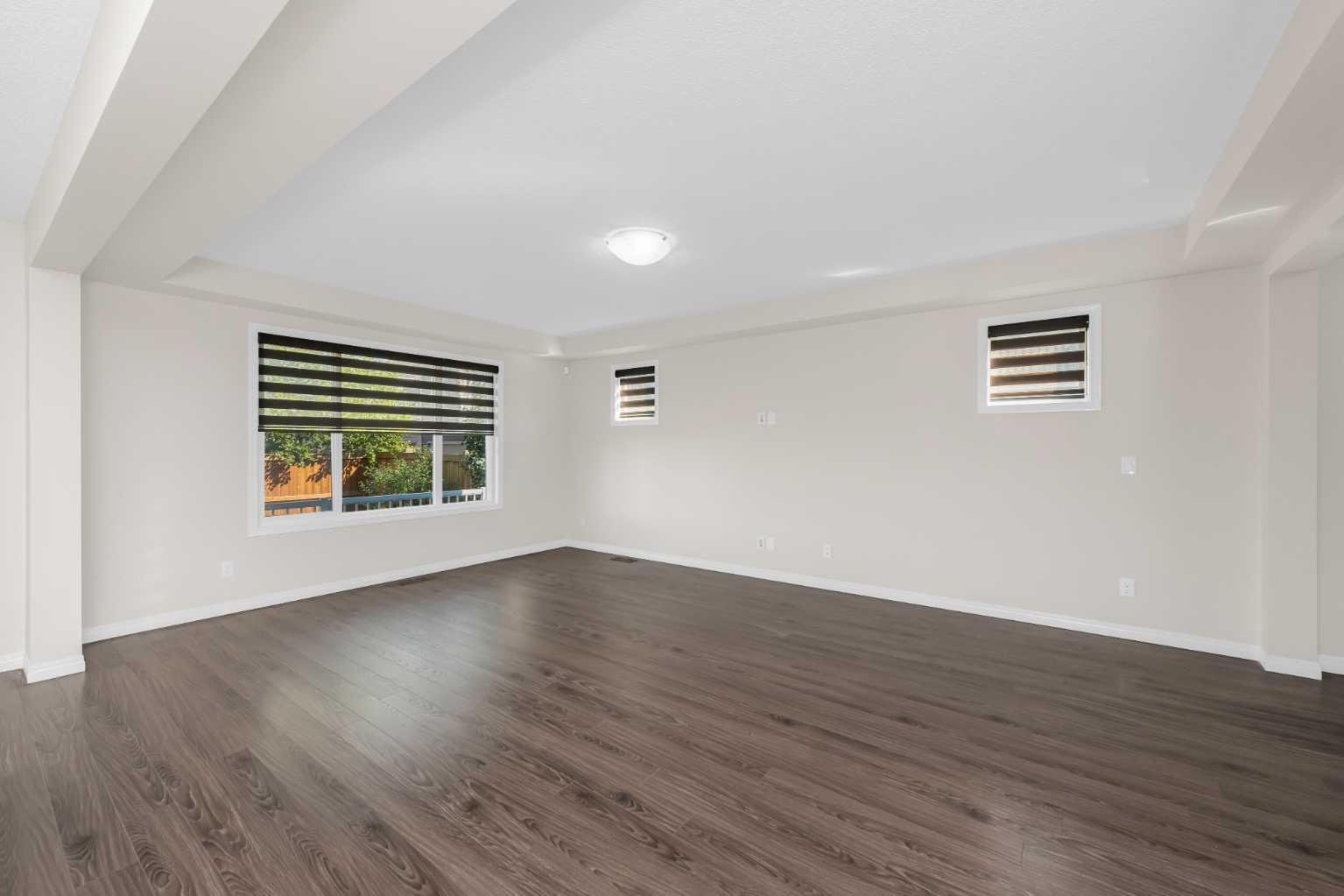 17 Cityscape View NE