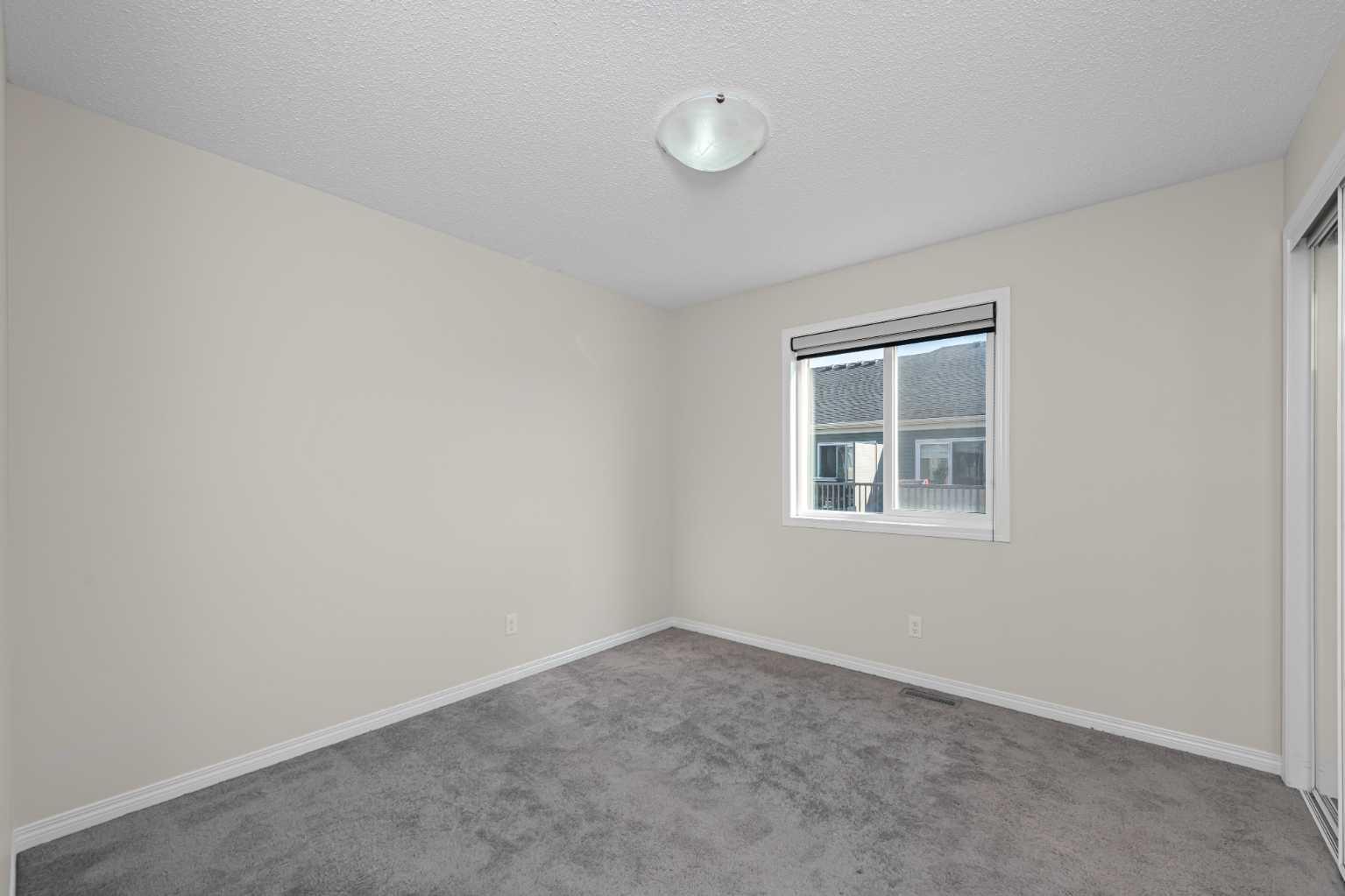 17 Cityscape View NE