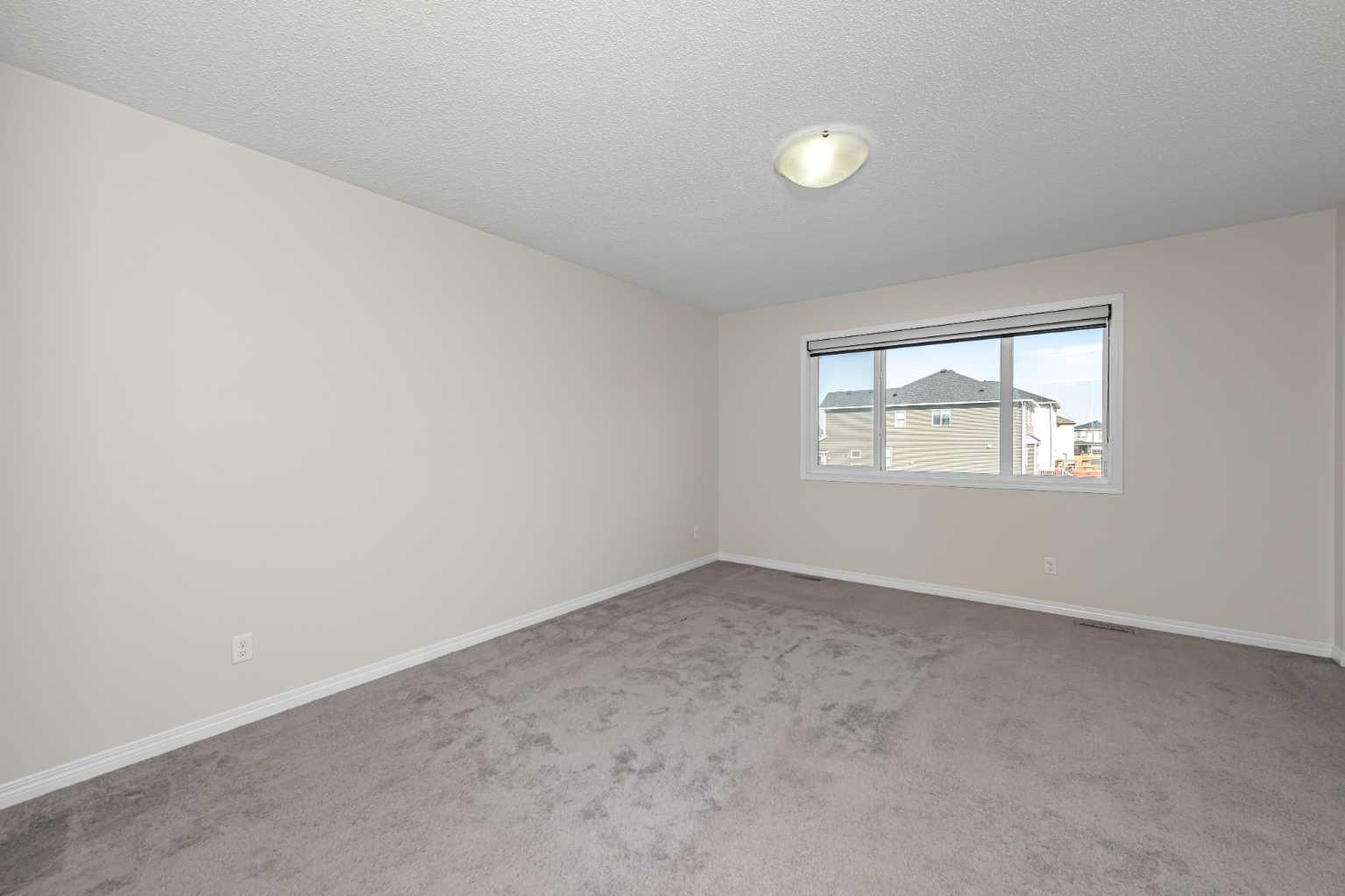 17 Cityscape View NE