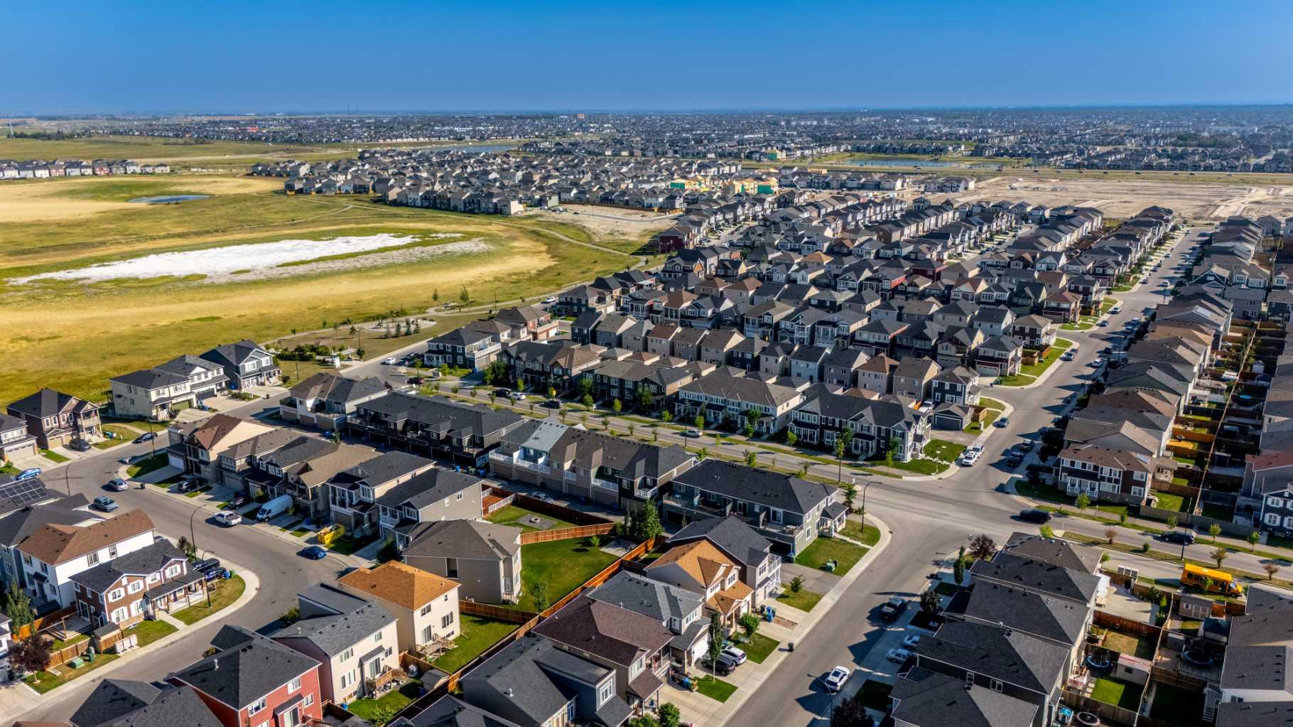 17 Cityscape View NE