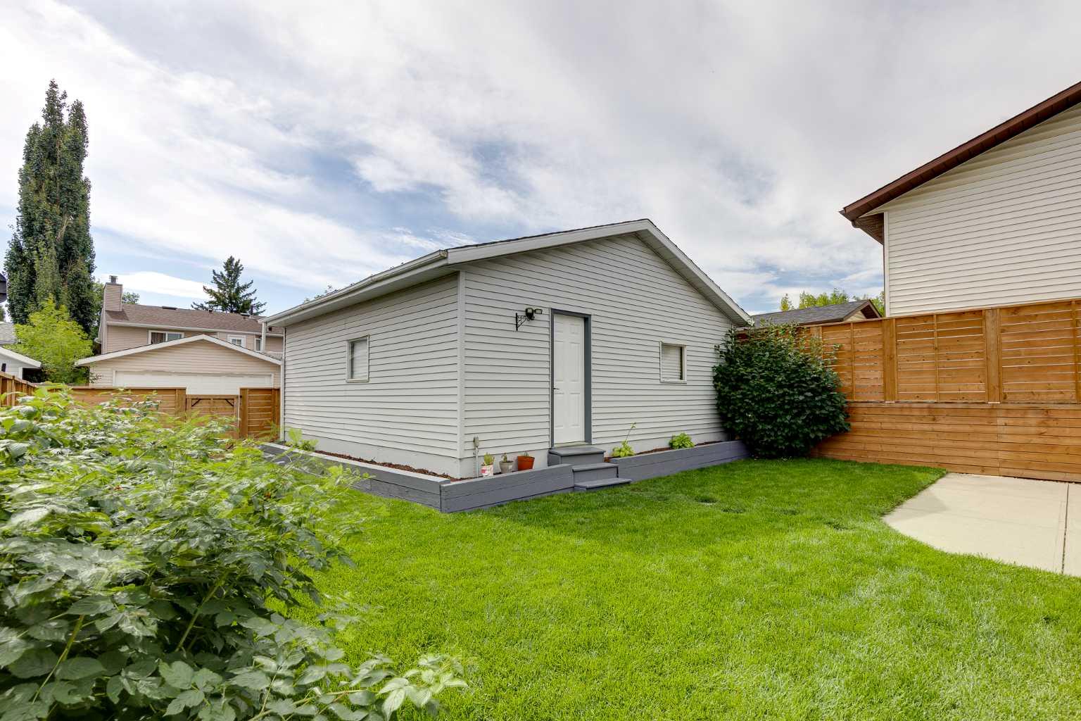 47 Macewan Meadow Link NW