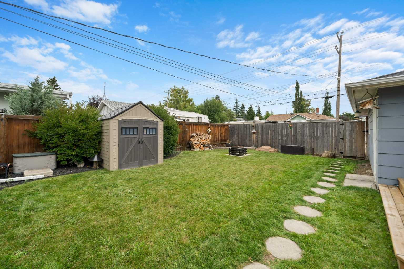 46 Westwood Drive SW