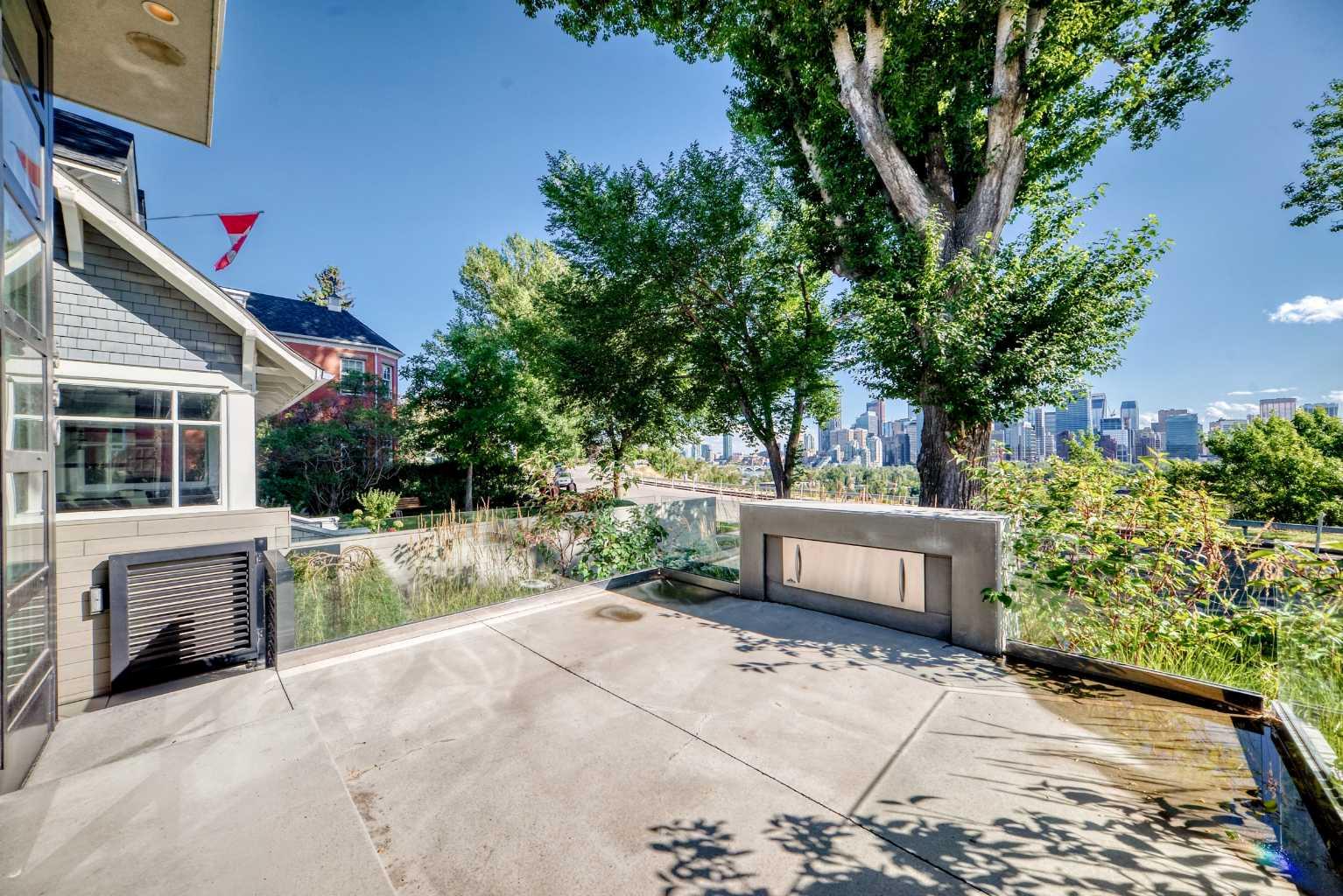 530 Crescent Road NW