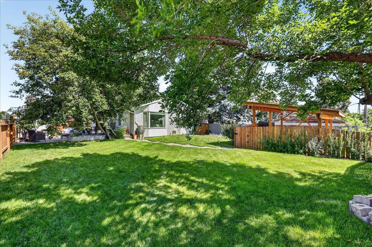 227 Lynnwood Drive SE
